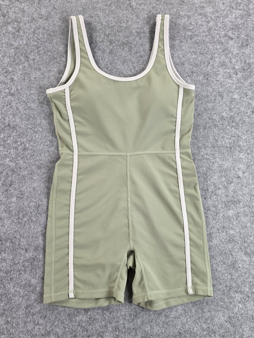 Wilo The Label Activewear Romper Size S Green Jumpsuit Athleisure Gym NWOT